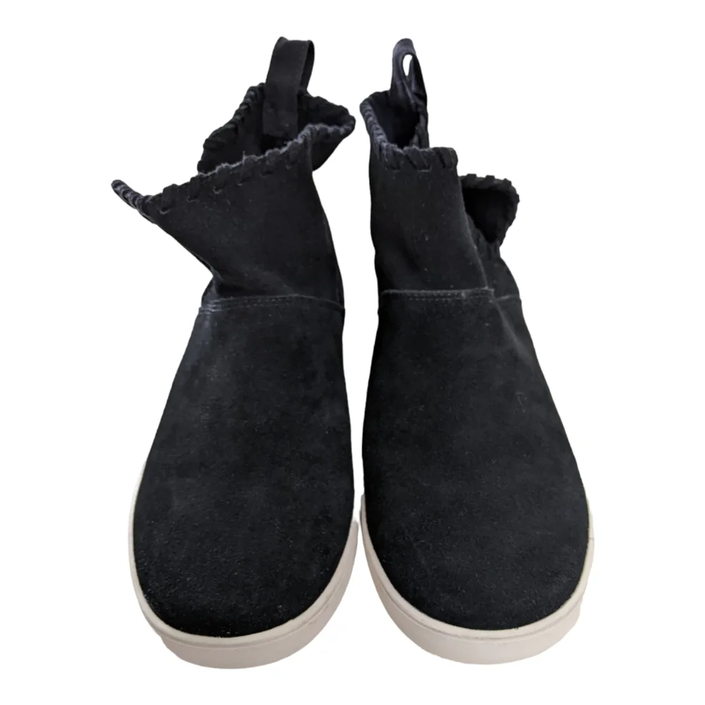 Koolaburra by UGG Women's Rylee Bootie Size 8 Black Suede 1092578